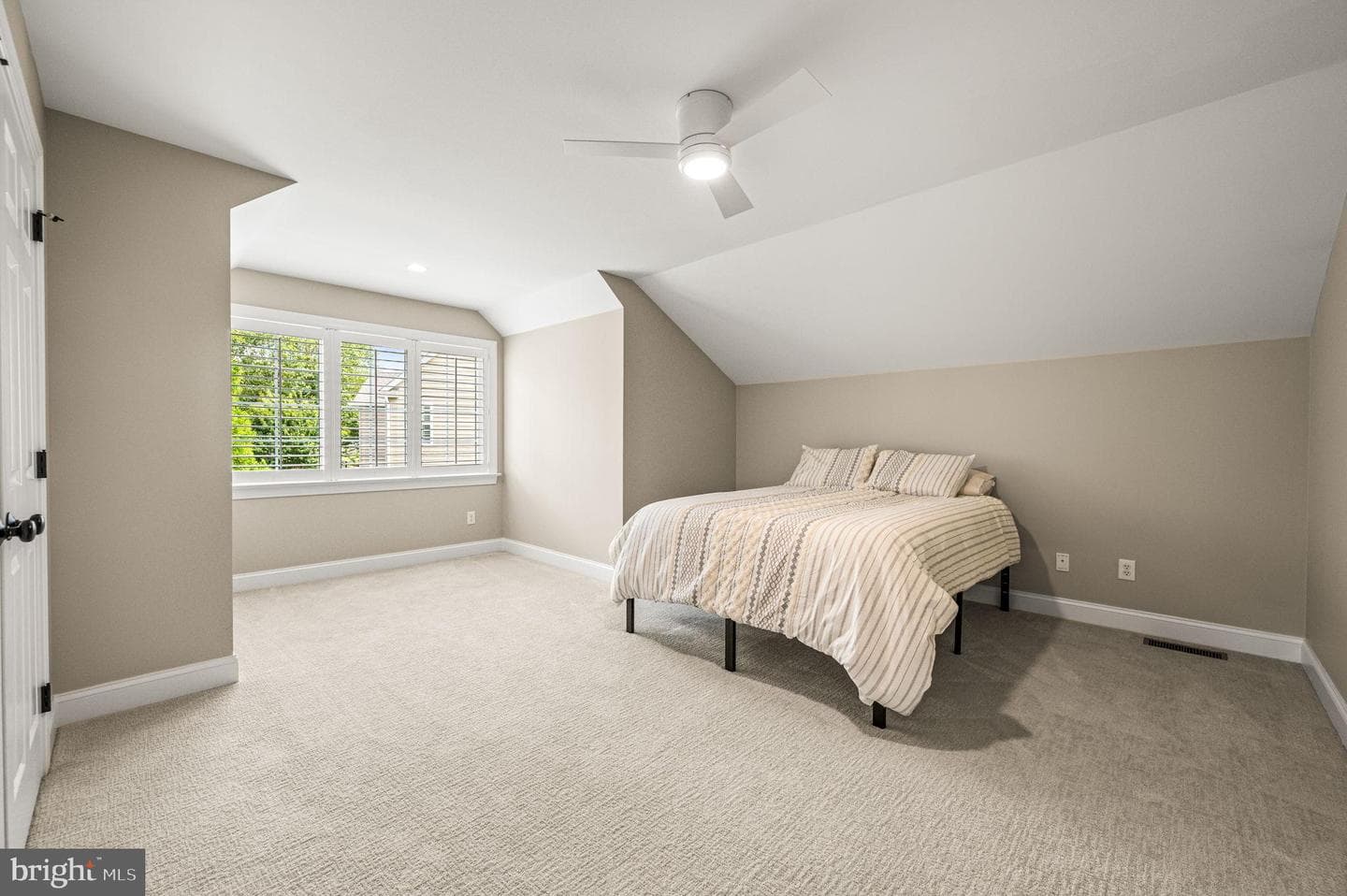 10 Hadley Lane photo 44