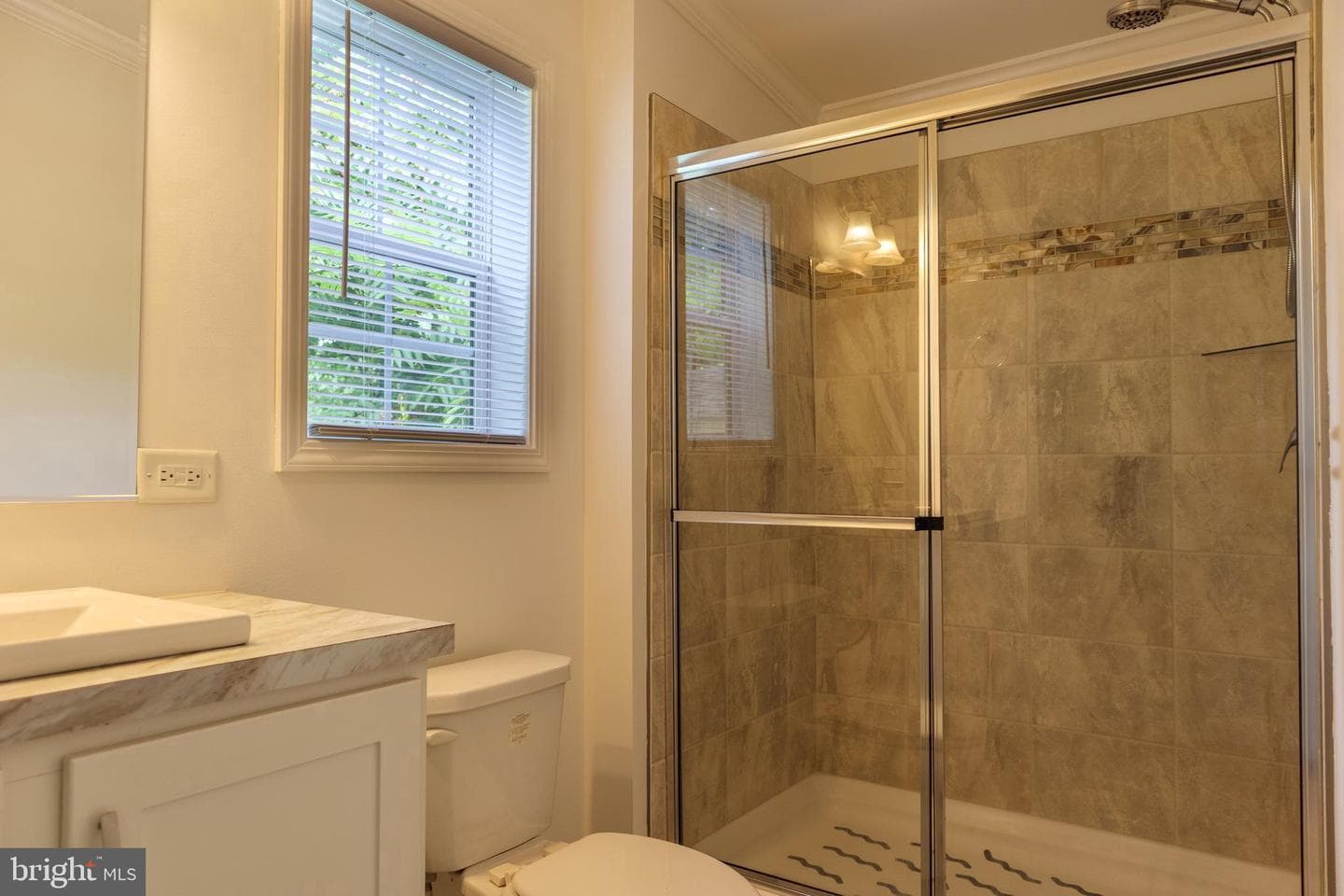 216 Park Drive photo 16