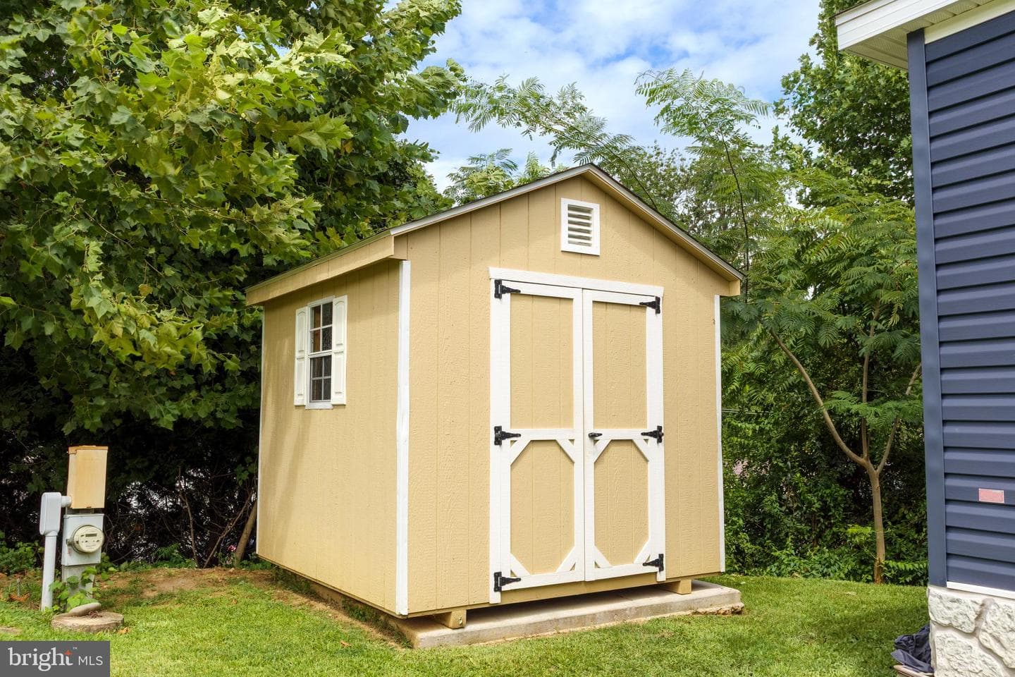 216 Park Drive photo 6