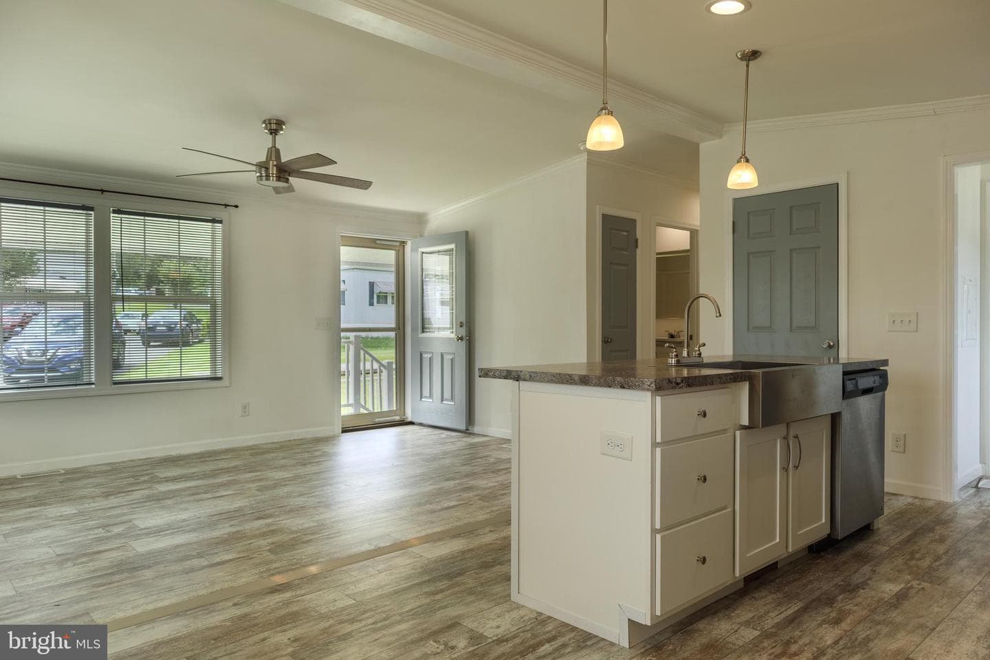 216 Park Drive photo 8