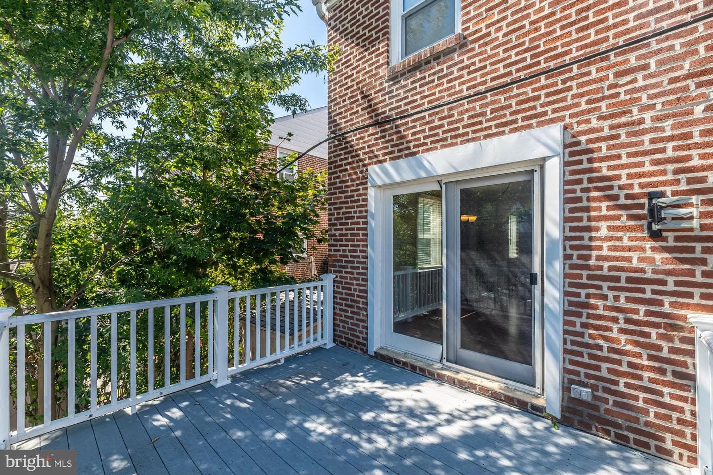 1037 Cobbs Street photo 18