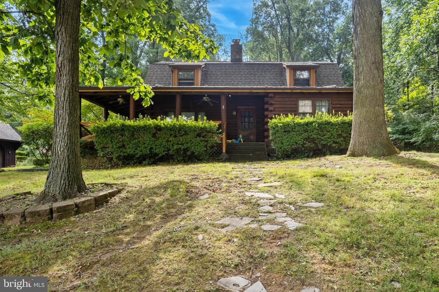 783 Hill Avenue