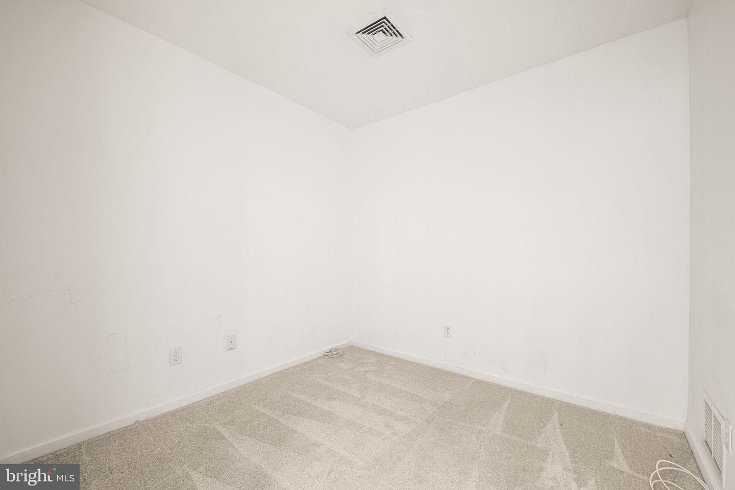 231 Creekside Drive photo 15