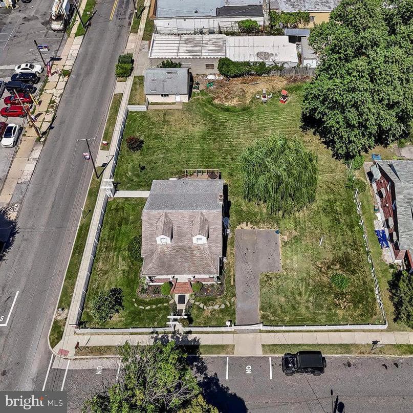1200 E 13th Street photo 36