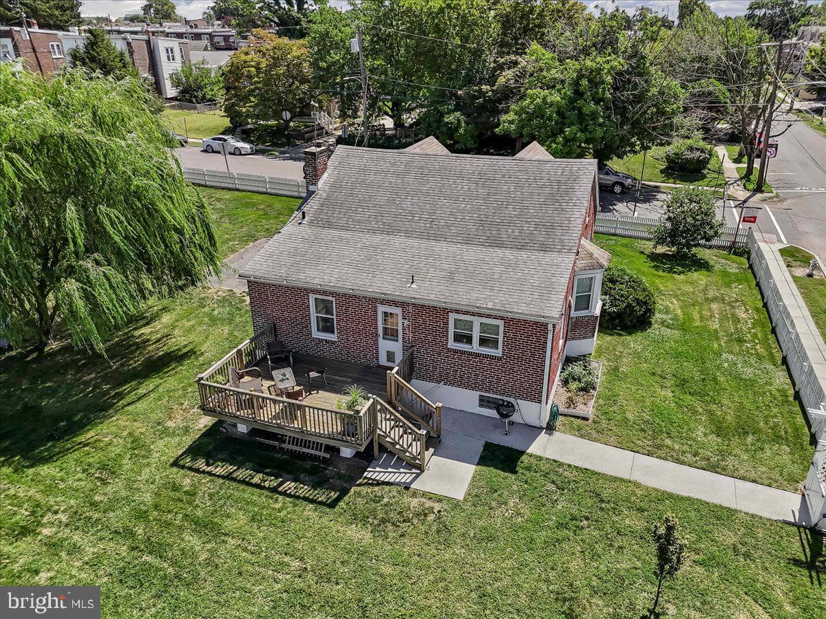1200 E 13th Street photo 39