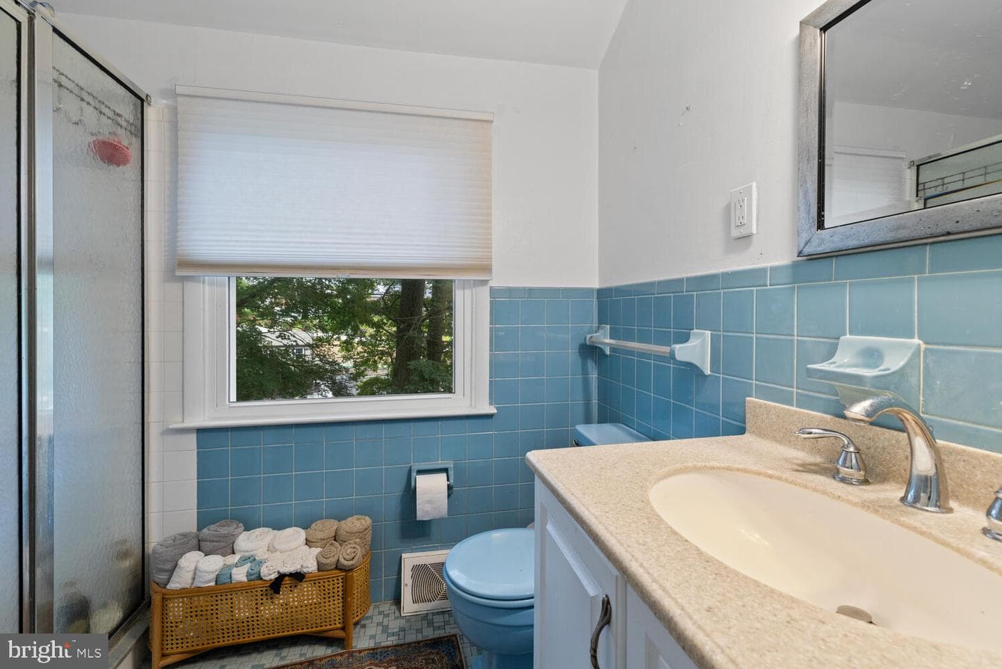 517 W Woodland Avenue photo 18