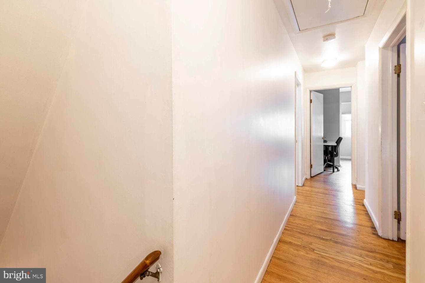 517 W Woodland Avenue photo 22