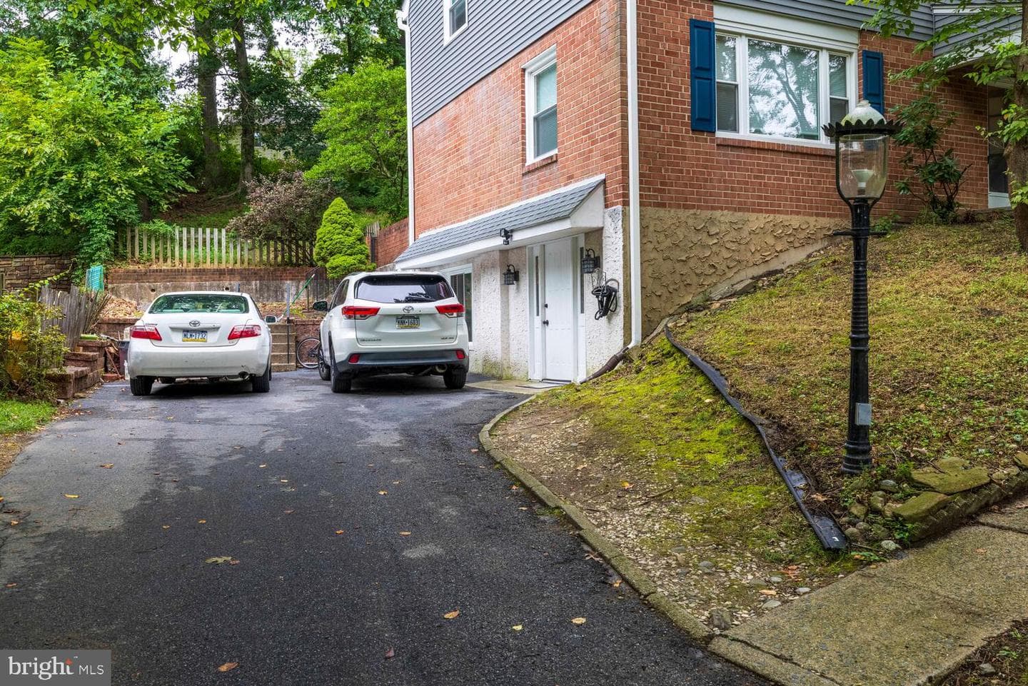 517 W Woodland Avenue photo 32