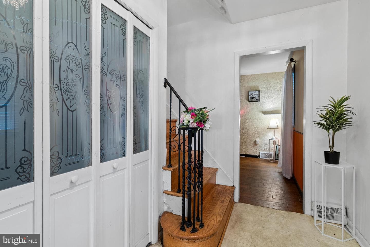 517 W Woodland Avenue photo 6