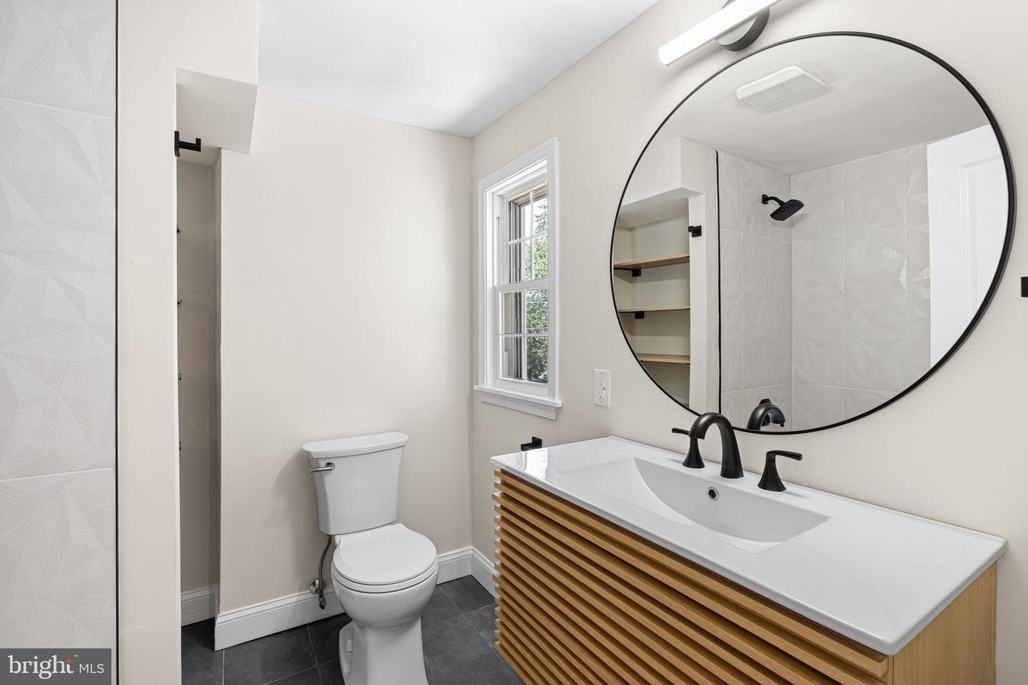 46 Rodman Avenue photo 20