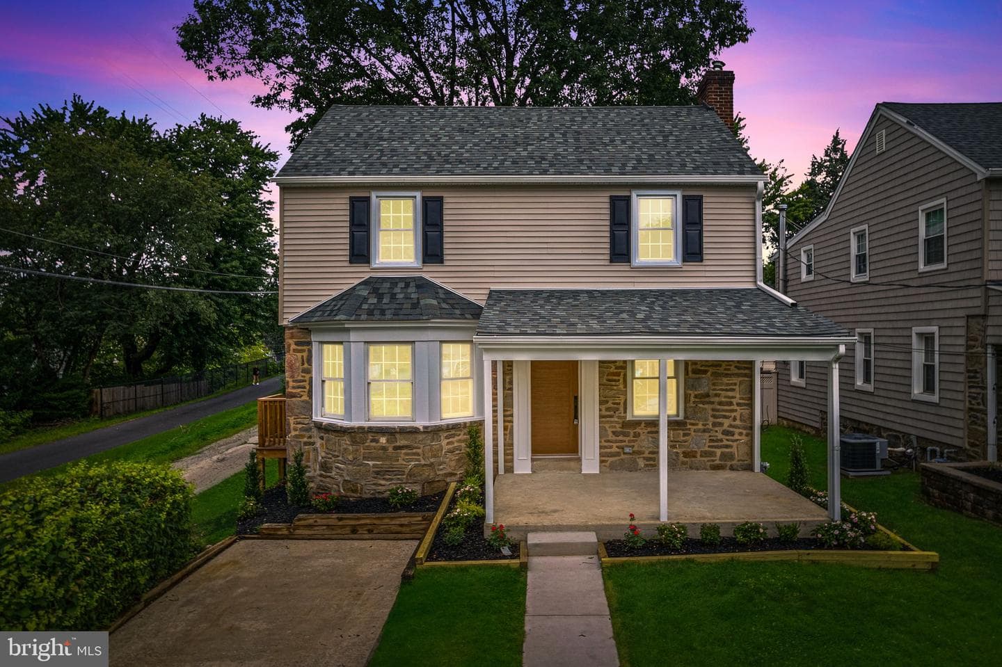 46 Rodman Avenue photo 4