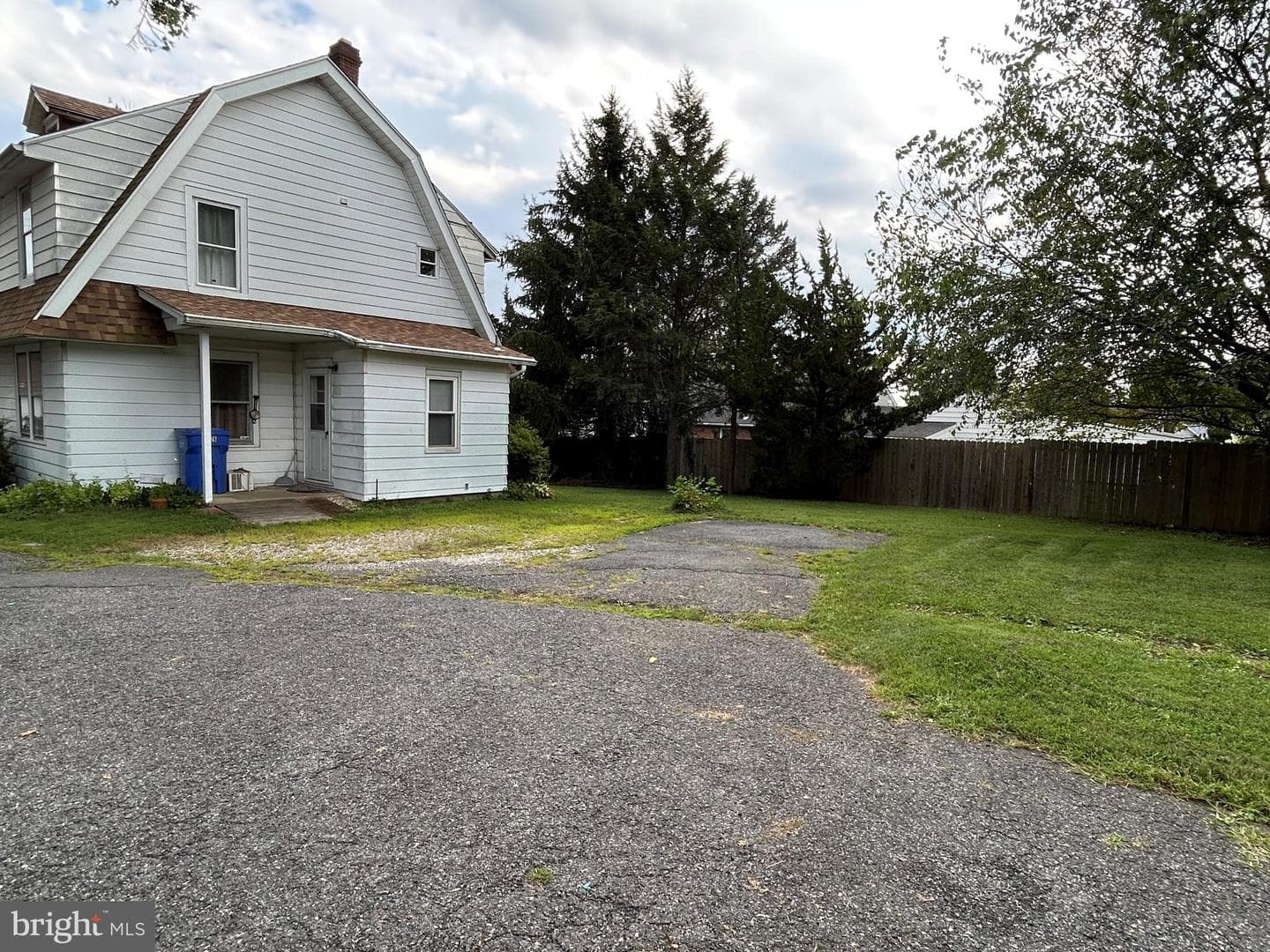 226 E Dutton Mill Road photo 22