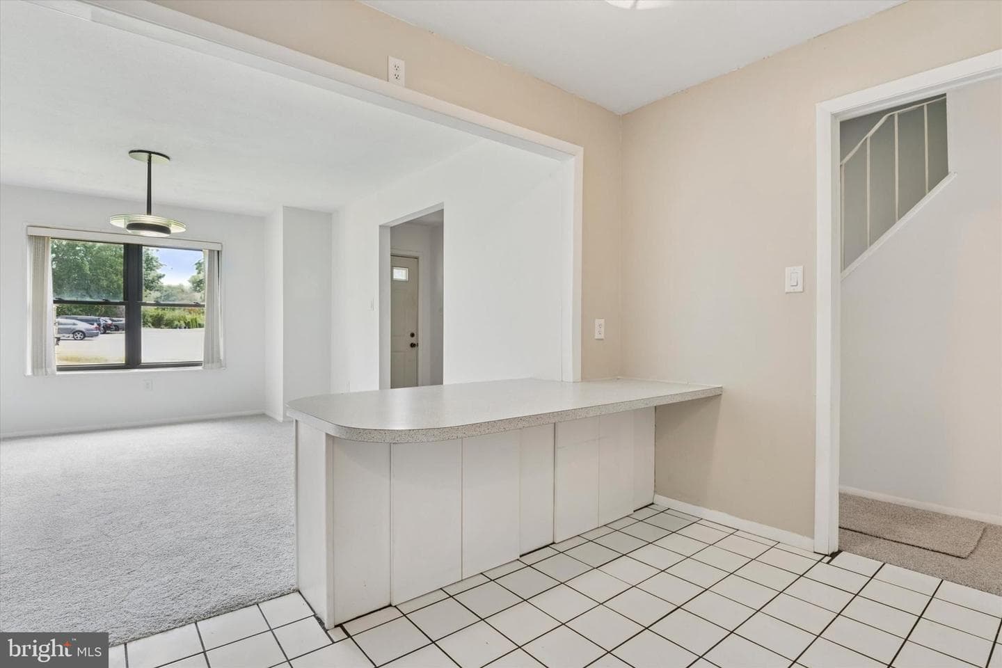48 Bishop Drive photo 7