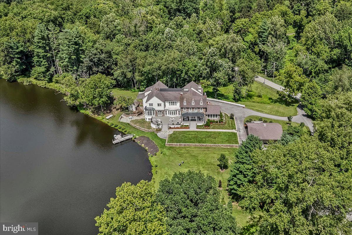 80 Heyburn Road photo 21