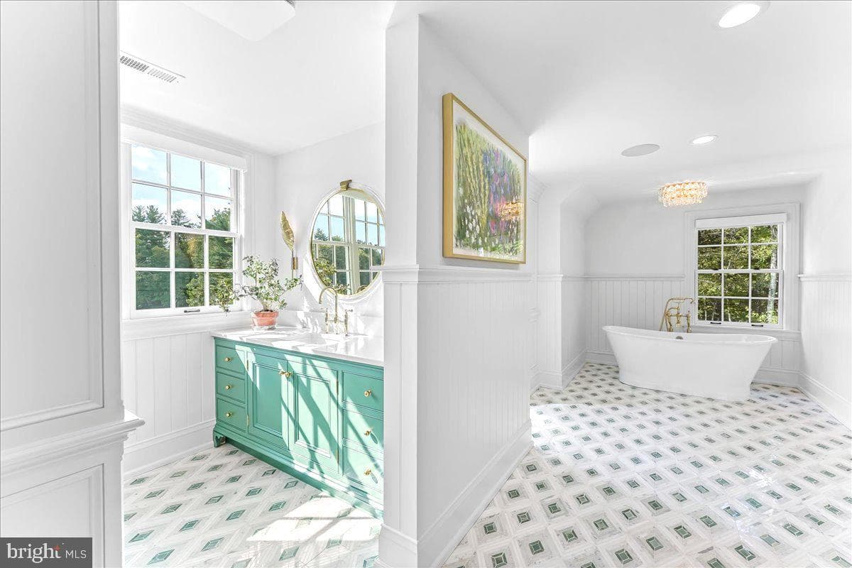 80 Heyburn Road photo 49