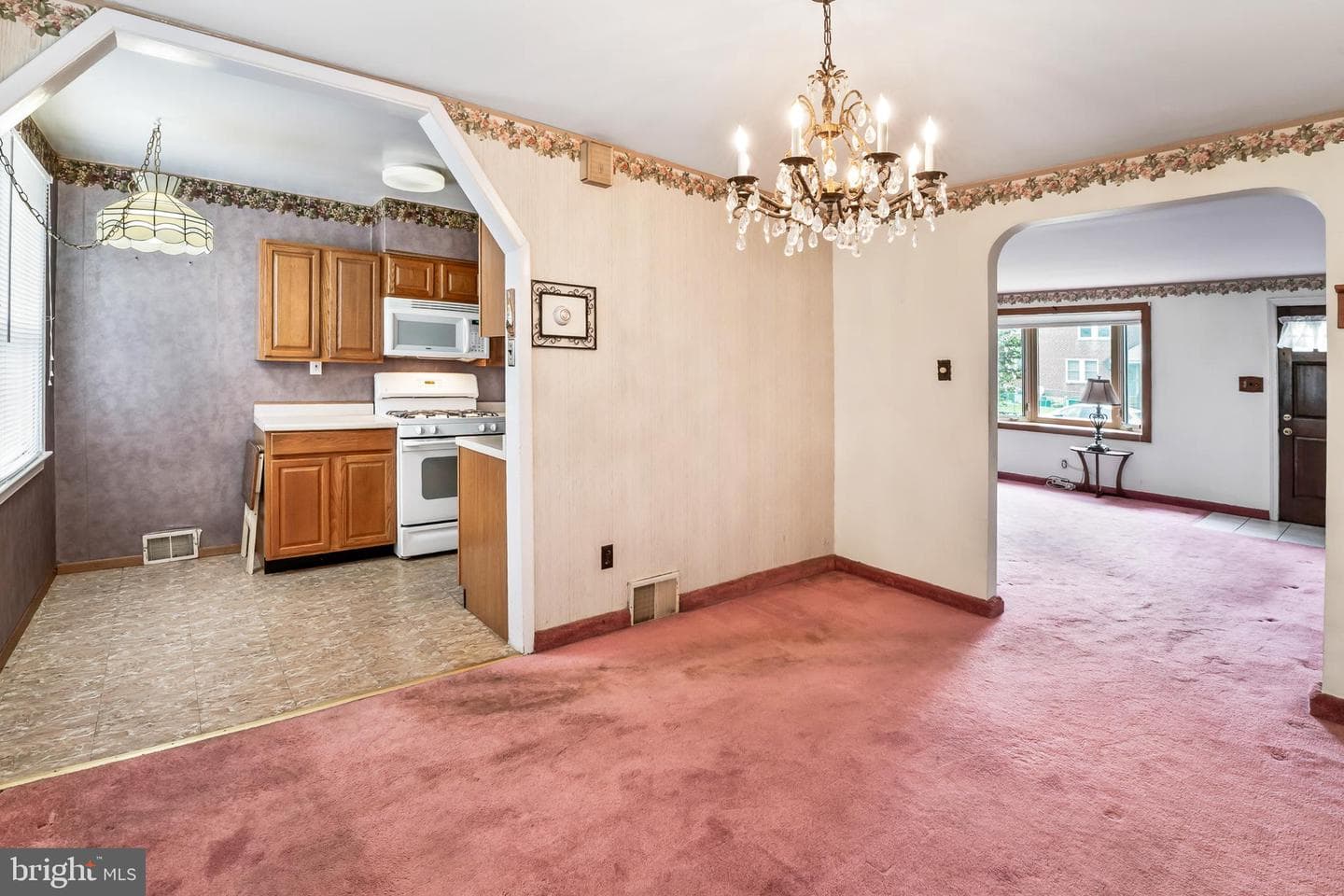 3819 Plumstead Avenue photo 9