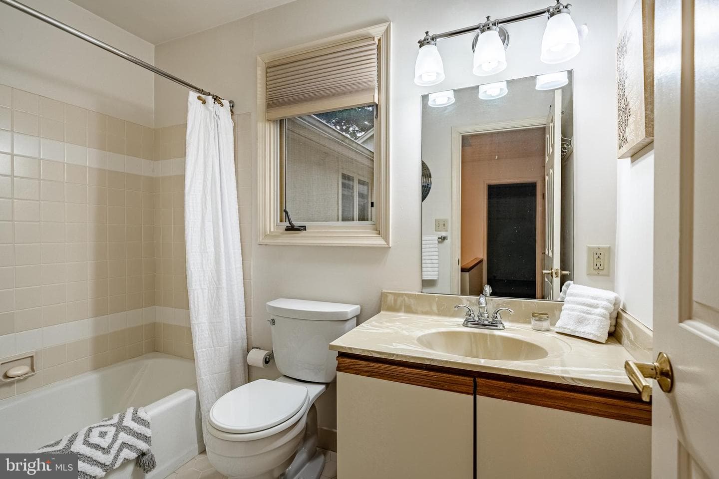 116 Montrose Avenue #a photo 18