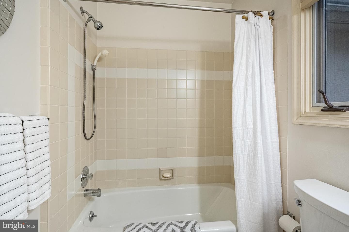 116 Montrose Avenue #a photo 19
