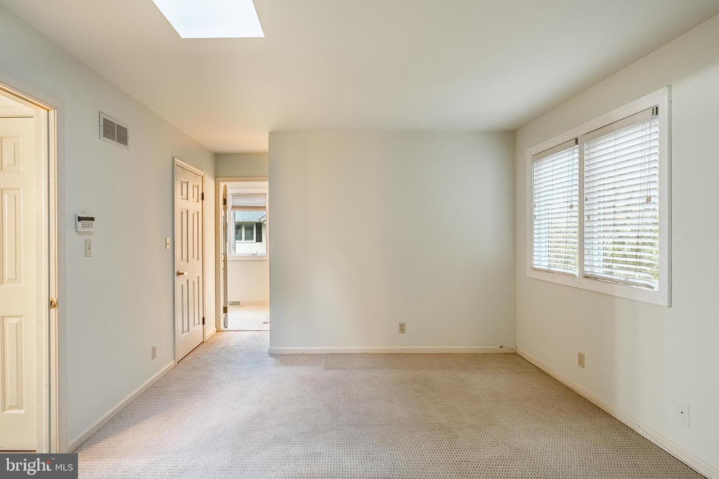 116 Montrose Avenue #a photo 27