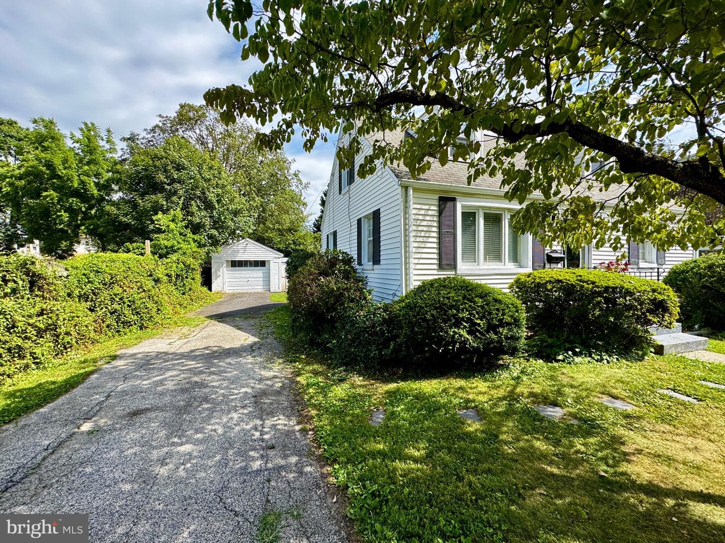 441 E Jefferson Street photo 2