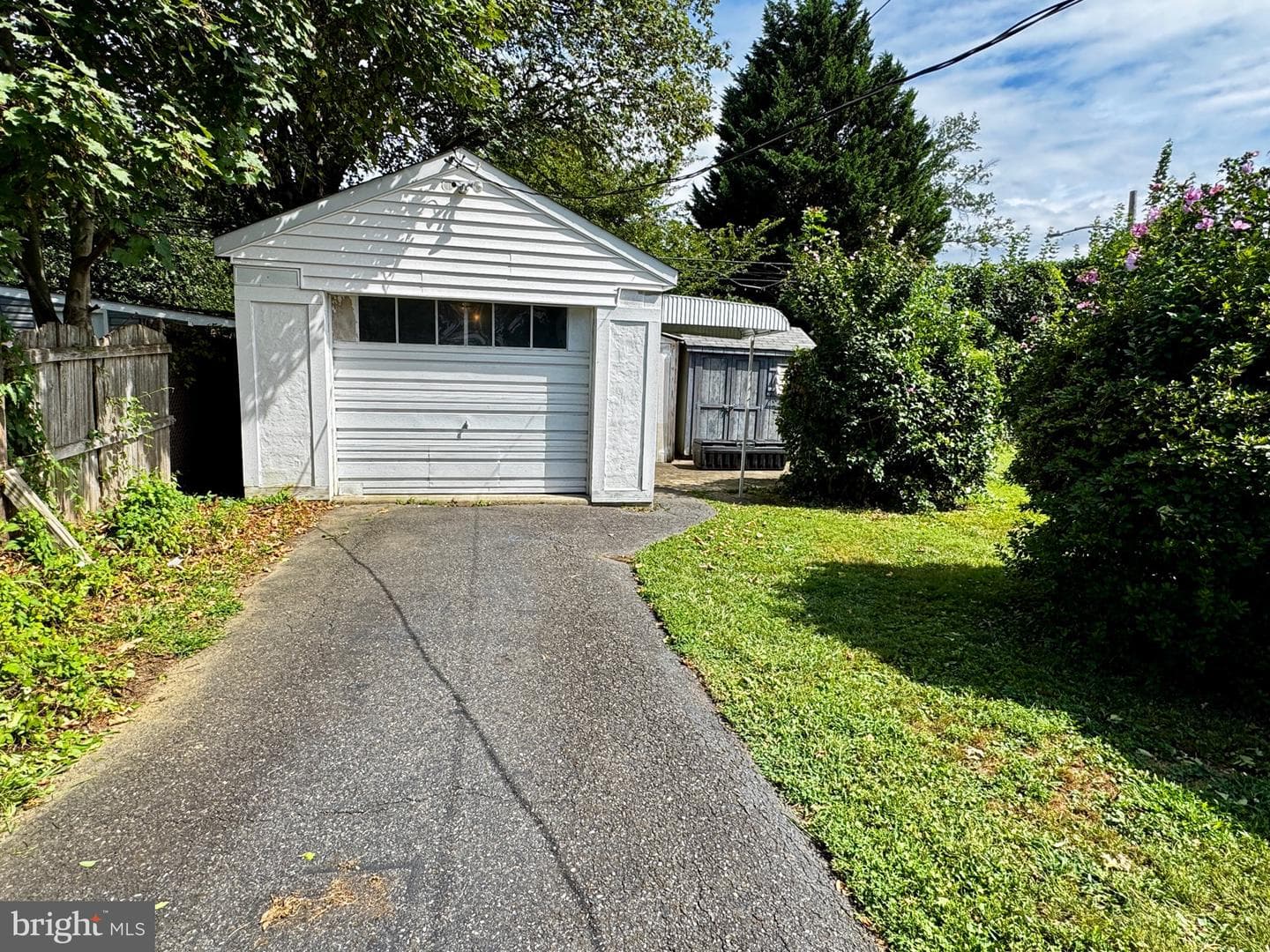 441 E Jefferson Street photo 3