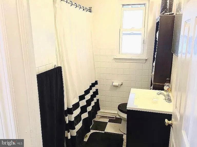 441 E Jefferson Street photo 7