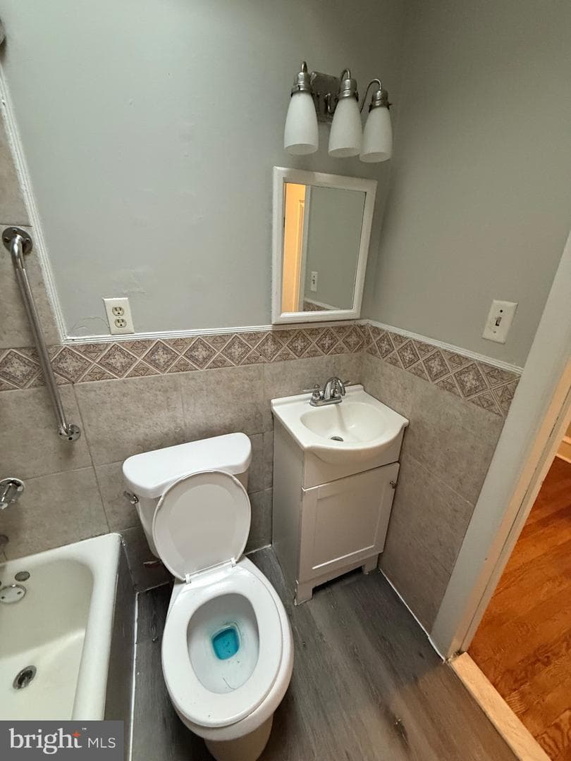 7249 Guilford Road photo 10