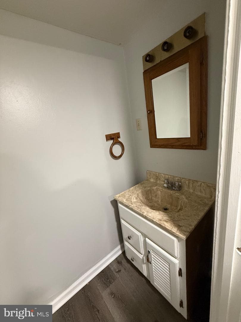 7249 Guilford Road photo 16
