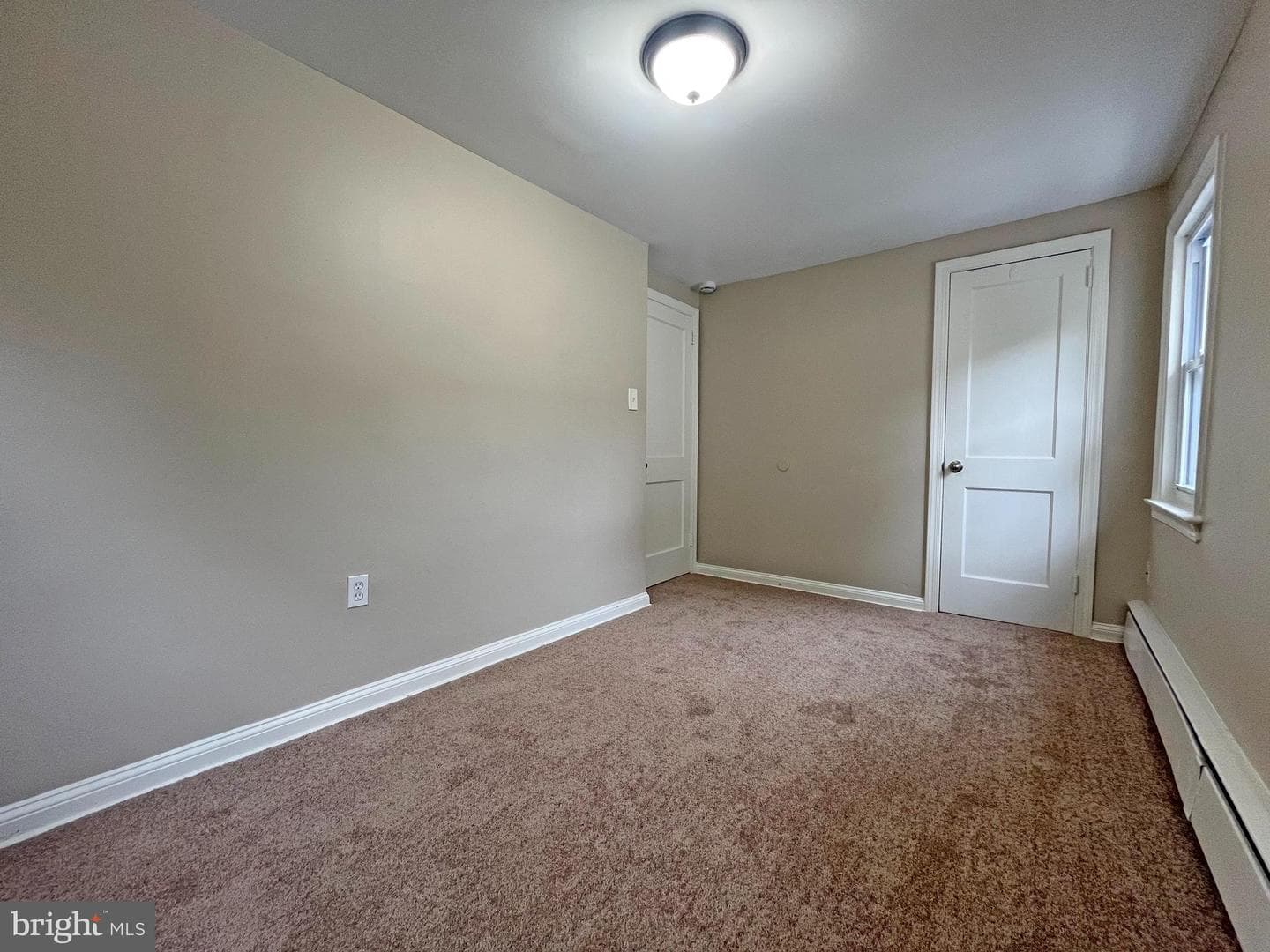 1849 Plymouth Drive photo 11