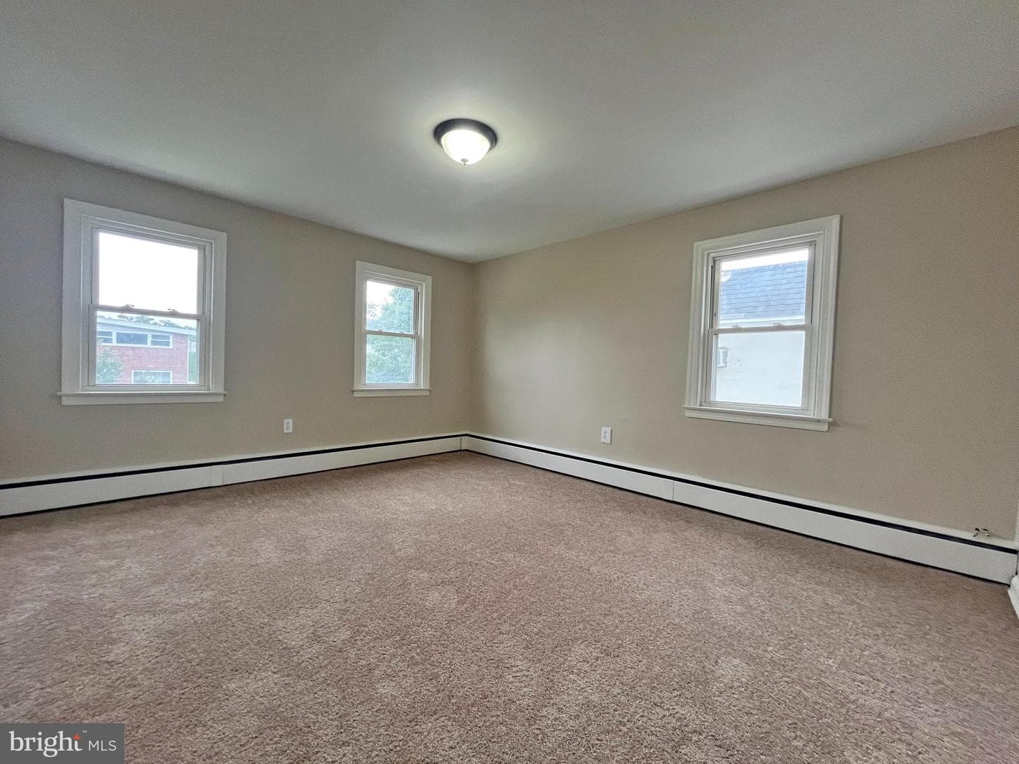 1849 Plymouth Drive photo 9