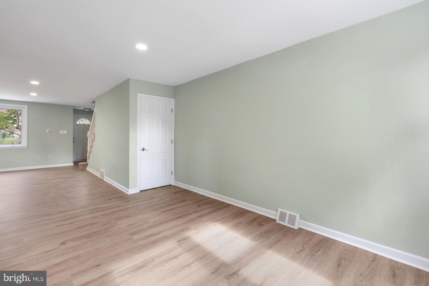 1349 Elson Road photo 12