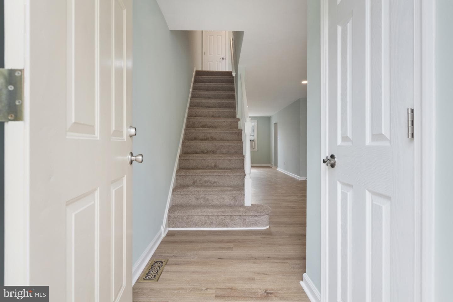 1349 Elson Road photo 5