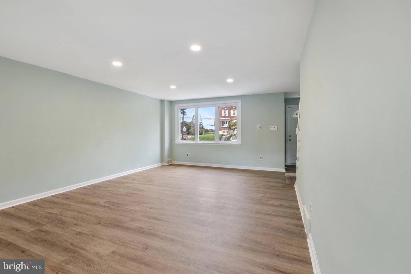 1349 Elson Road photo 8