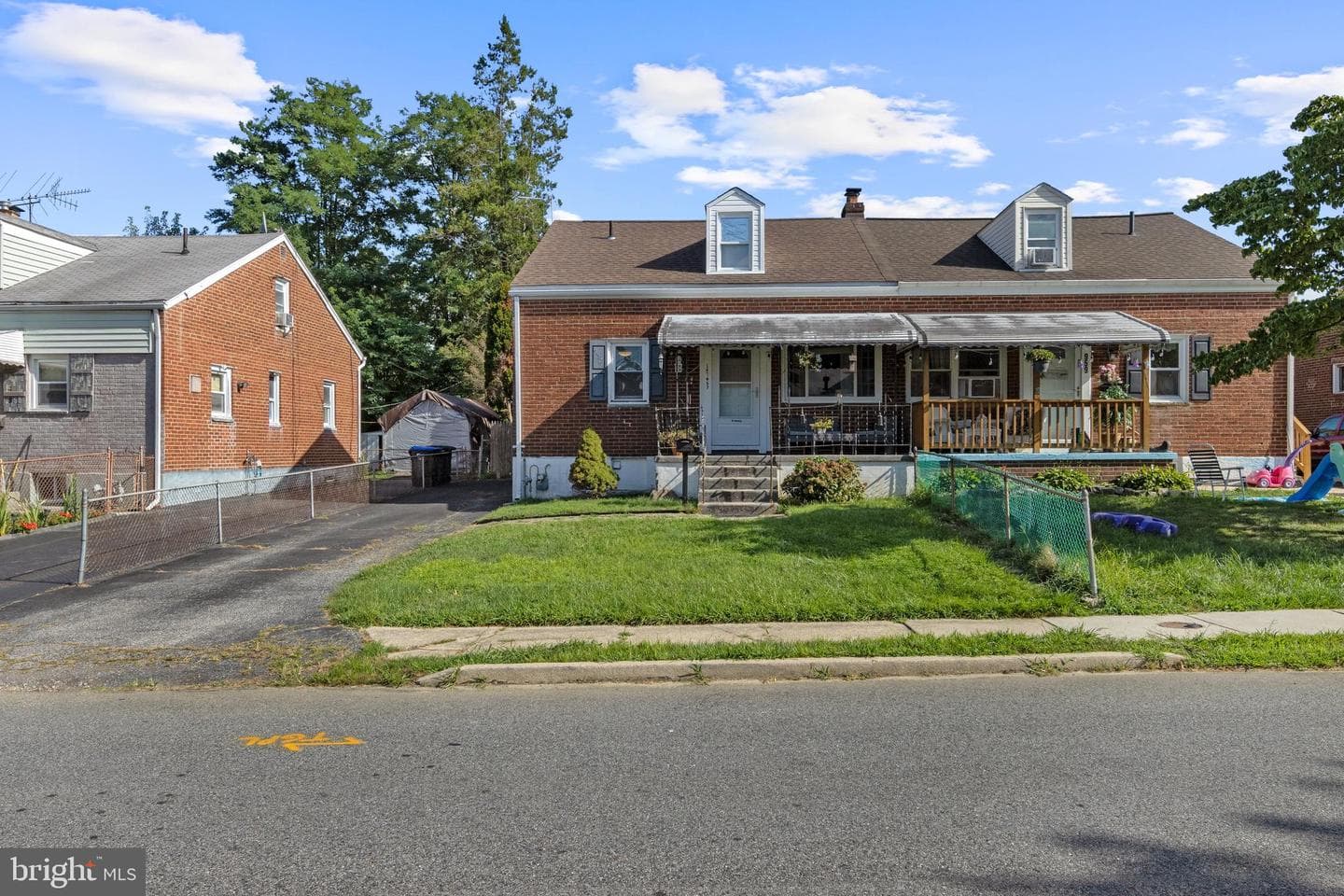 957 Kingsman Road photo 1