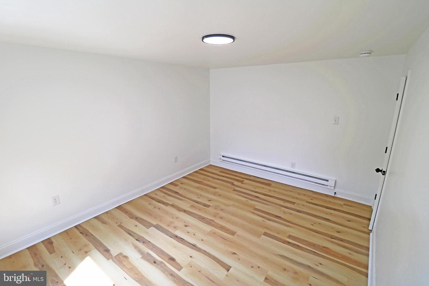 342 Kerlin Street photo 15