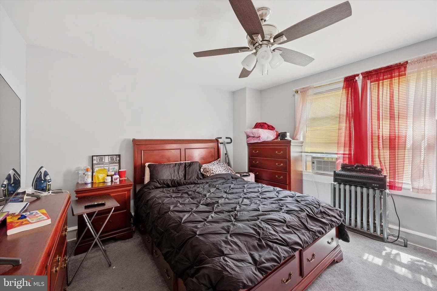 137 Elder Ave photo 15