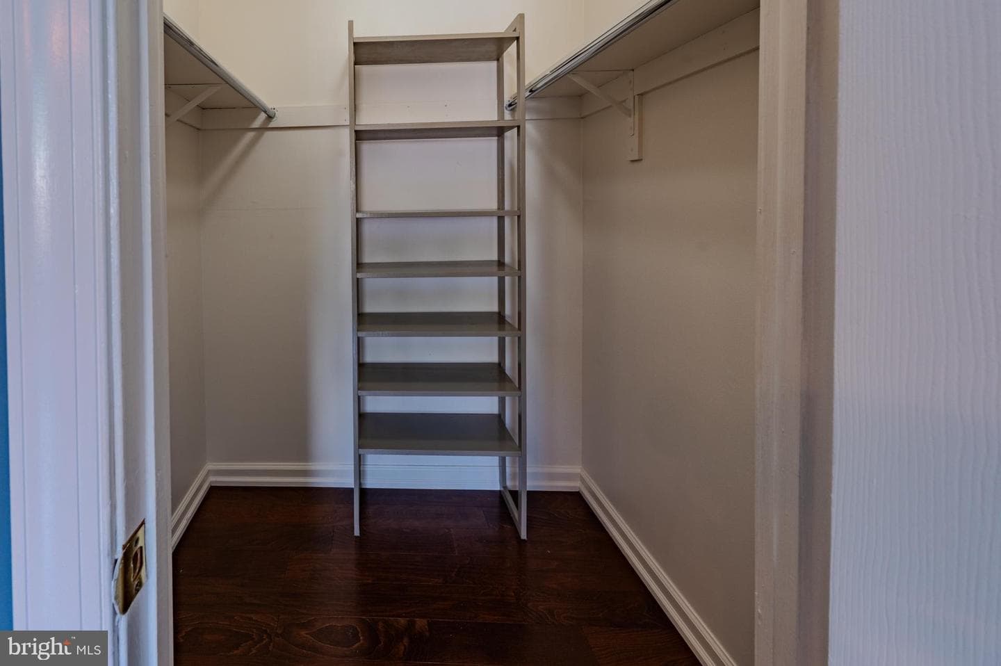700 Ardmore Avenue #608 photo 17