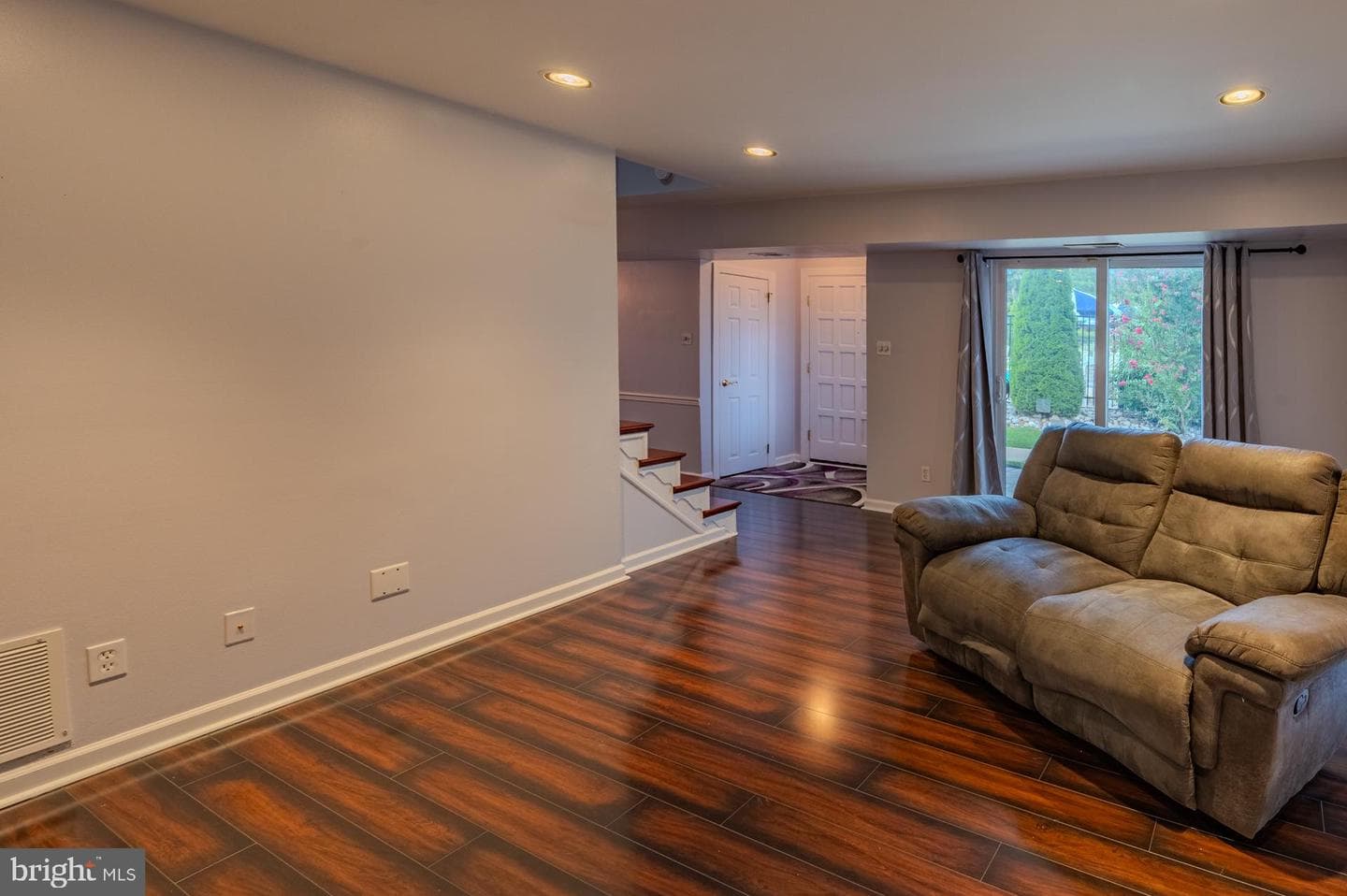 700 Ardmore Avenue #608 photo 6