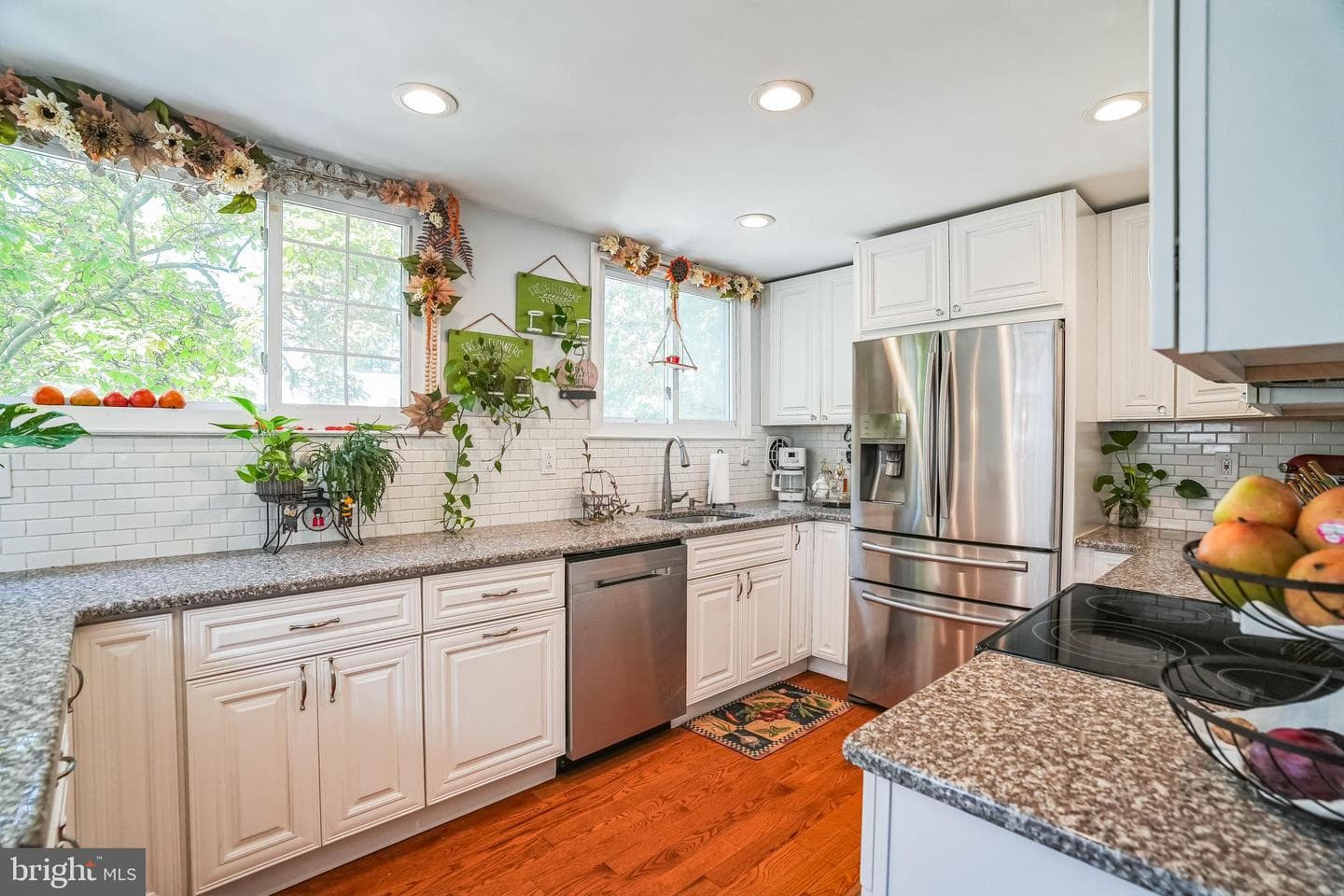 1850 Plymouth Drive photo 13