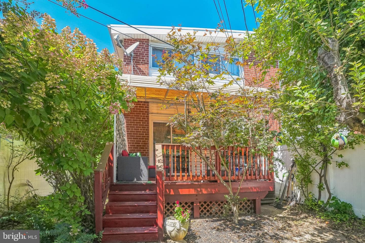 1850 Plymouth Drive photo 18