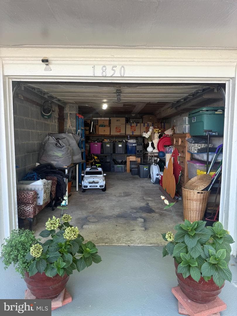 1850 Plymouth Drive photo 38