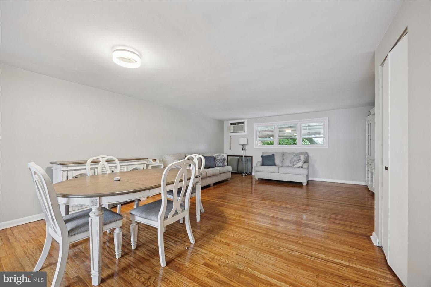 2115 Ravenwood Road photo 5