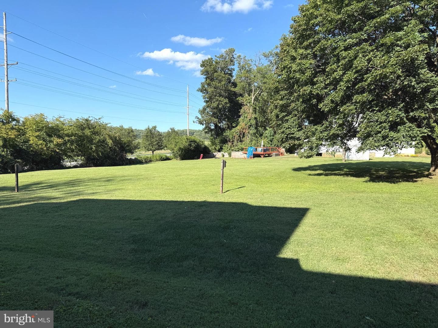 91 Columbia Avenue photo 13