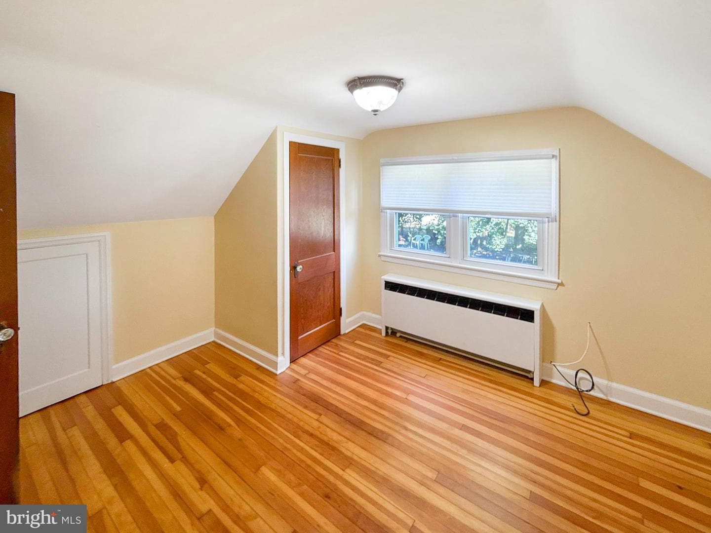 91 Columbia Avenue photo 32