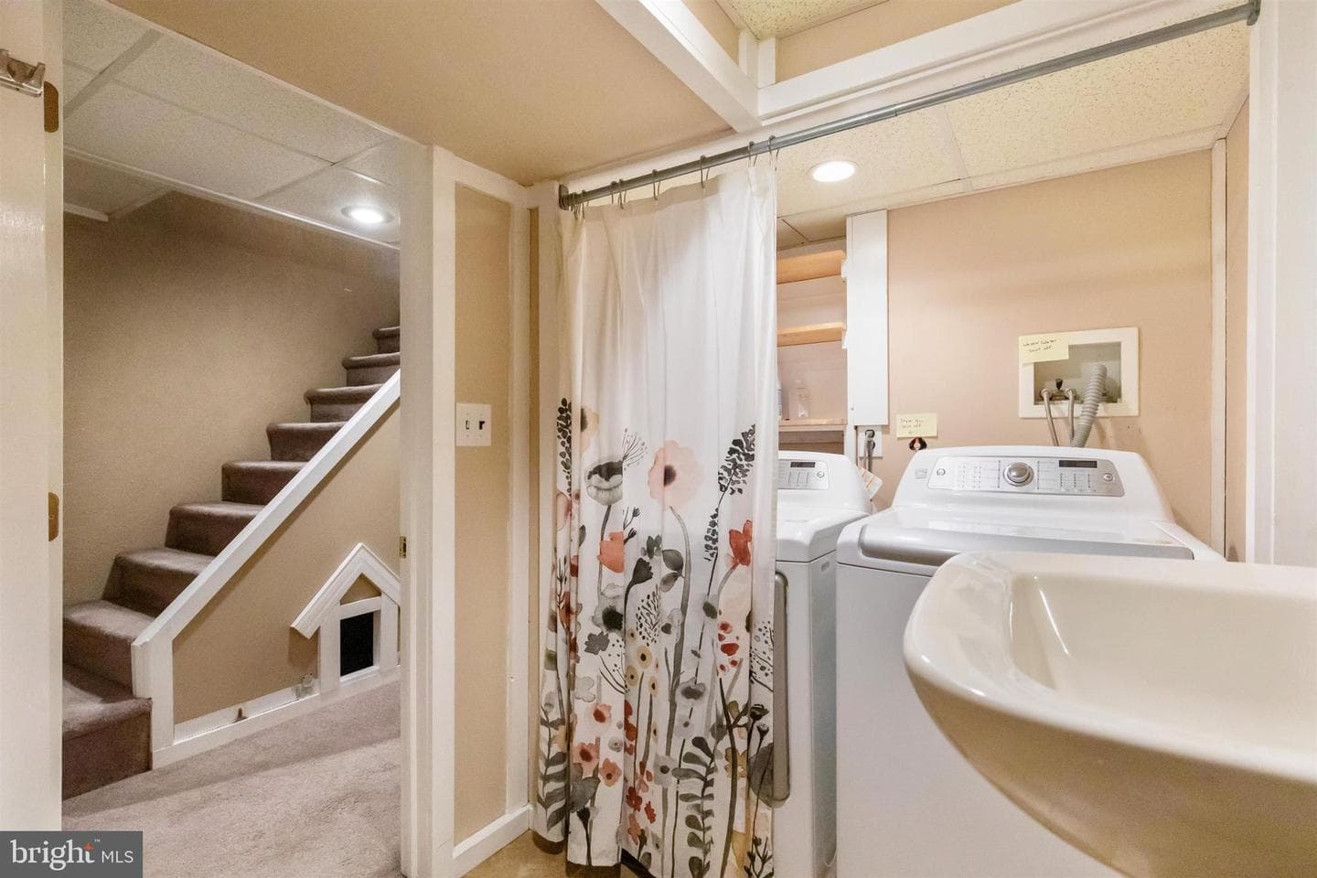 358 Lakeview Avenue photo 18