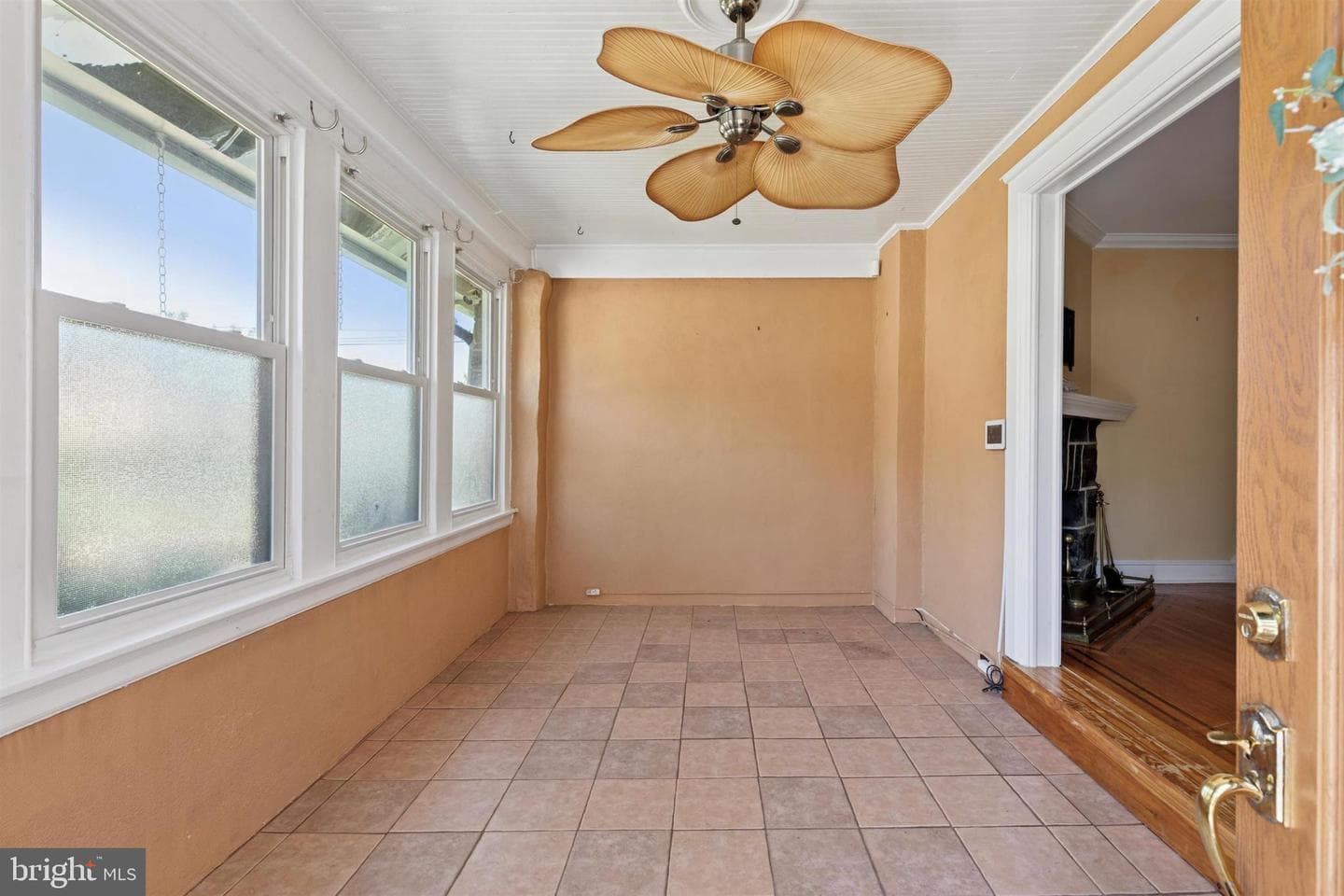 358 Lakeview Avenue photo 3