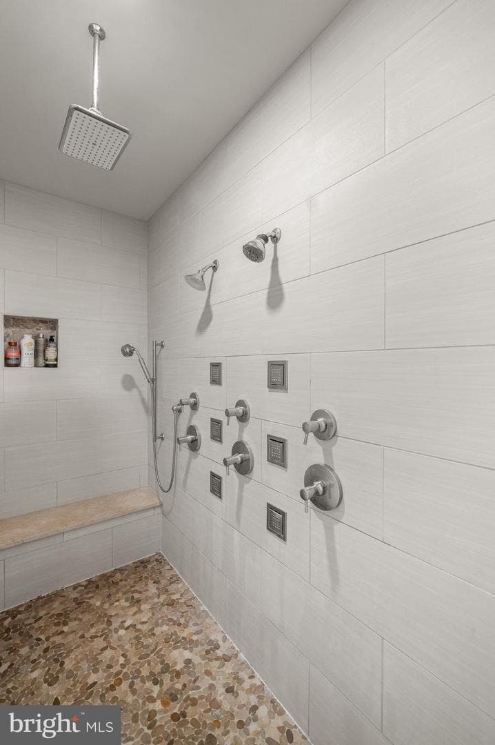 3728 Liseter Gardens photo 28