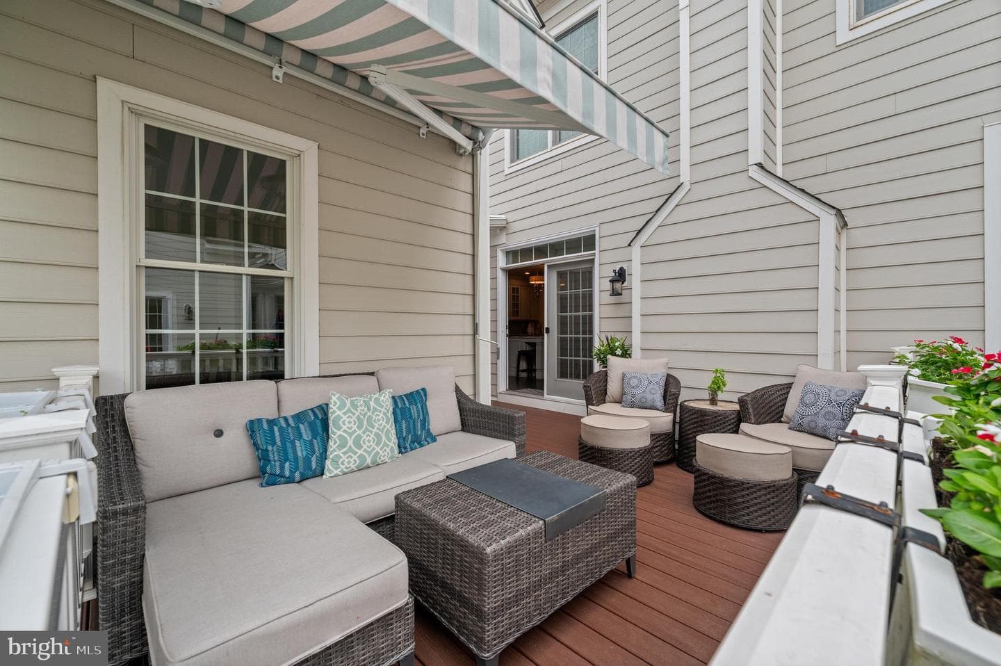 3728 Liseter Gardens photo 37