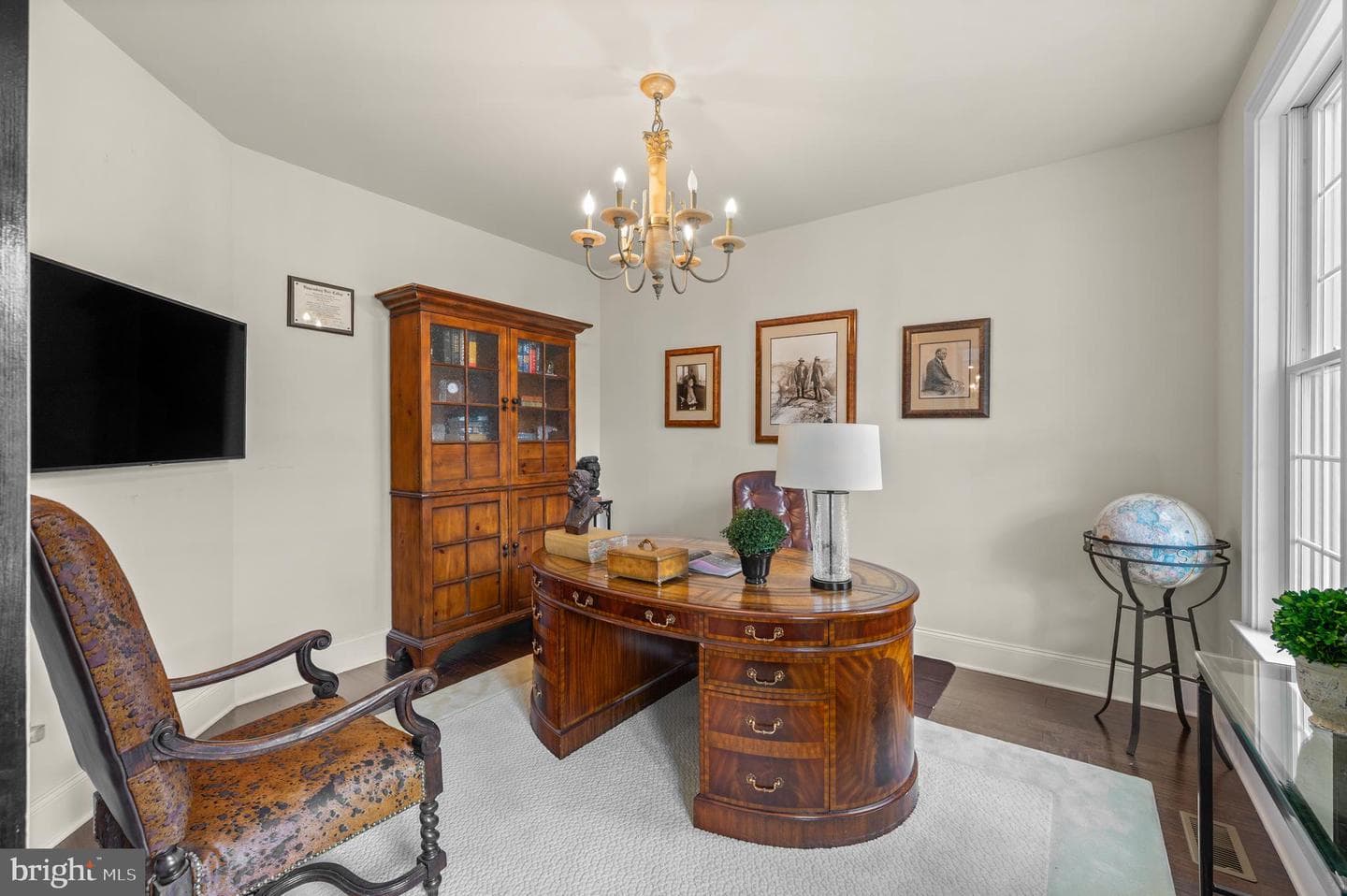 3728 Liseter Gardens photo 4