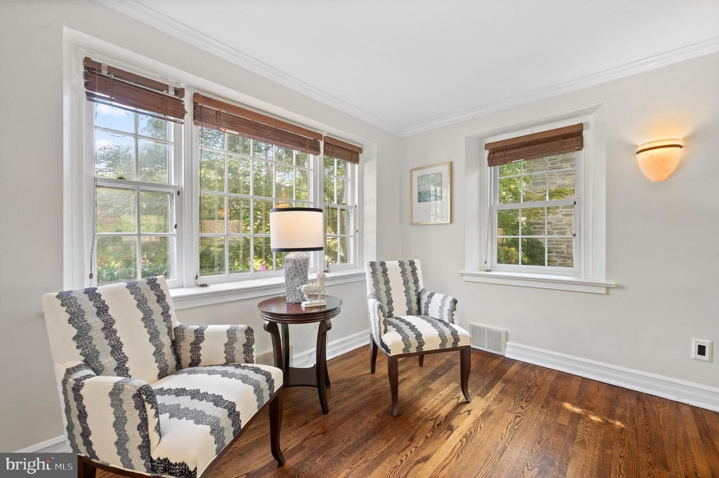 12 Lowrys Lane photo 10